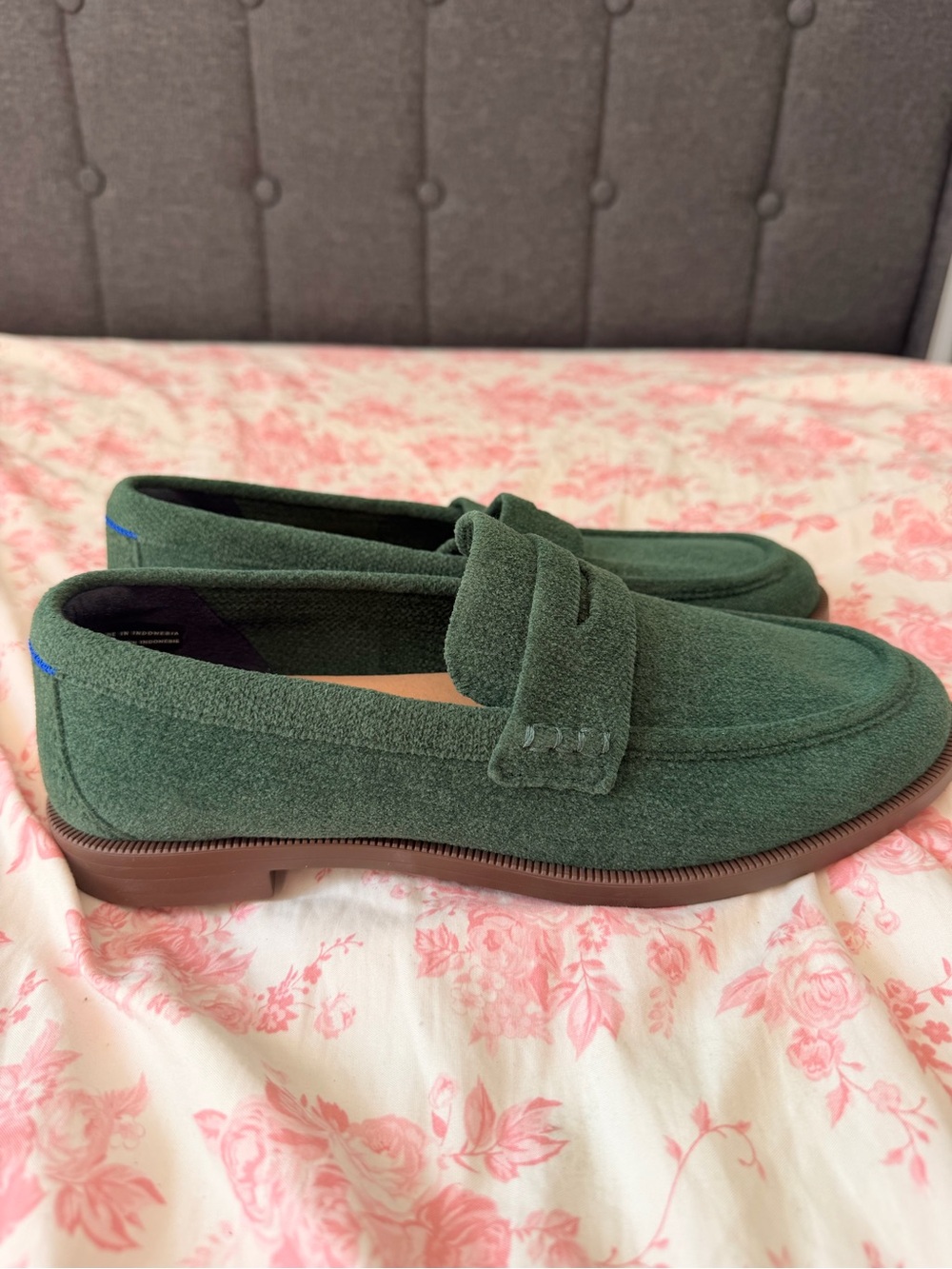 NWT Rothy's The Penny Loafer ReVelvet Woodland Green - Size 8